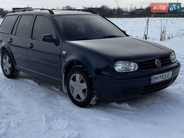 Авто Volkswagen Golf 1999 № 8449440