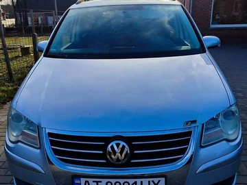 Авто Volkswagen Touran 2008 № 8449442