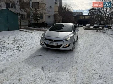 Авто Hyundai I30 2013 № 8449468