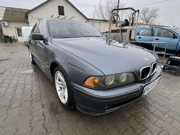 Авто BMW 5 Series 2001 № 8449610