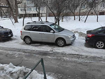 Авто KIA Carnival 2006 № 8449659