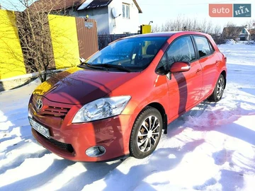 Авто Toyota Auris 2011 № 8449823