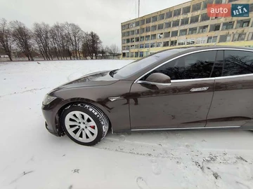 Авто Tesla Model S 2013 № 8449858