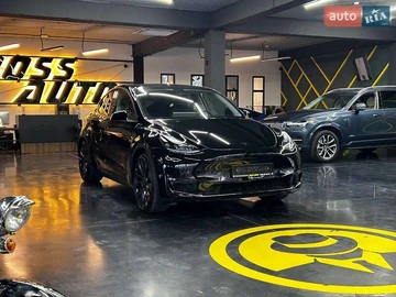 Авто Tesla Model Y 2023 № 8450095