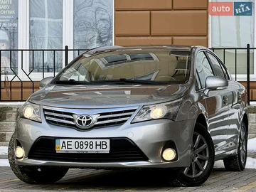 Авто Toyota Avensis 2013 № 8450340