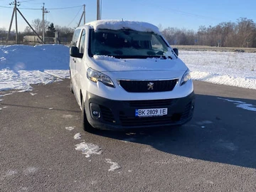 Авто Peugeot Expert 2019 № 8450366