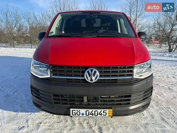 Авто Volkswagen Transporter 2017 № 8450508