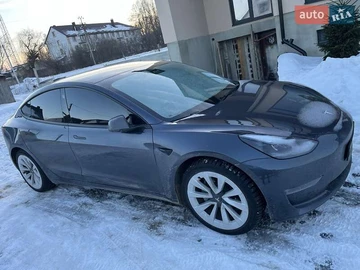 Авто Tesla Model 3 2023 № 8450521