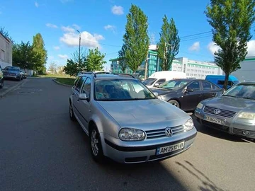 Авто Volkswagen Golf 2003 № 8450625