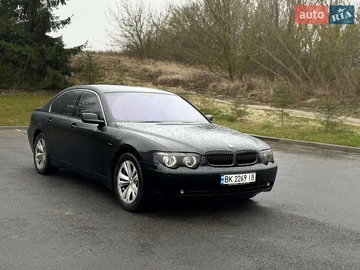Авто BMW 7 Series 2003 № 8450690