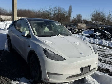Авто Tesla Model Y 2022 № 8450868