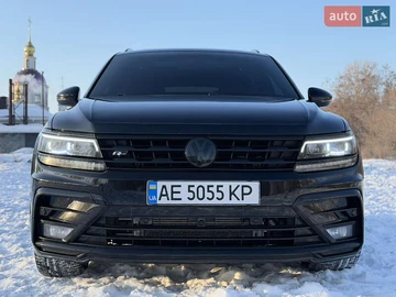 Авто Volkswagen Tiguan 2017 № 8450892