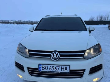 Авто Volkswagen Touareg 2011 № 8451970