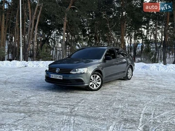 Авто Volkswagen Jetta 2015 № 8452104