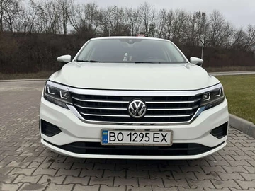 Авто Volkswagen Passat 2020 № 8453068