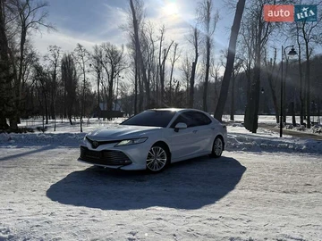 Авто Toyota Camry 2018 № 8453130