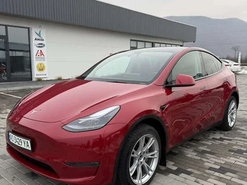 Авто Tesla Model Y 2023 № 8453143