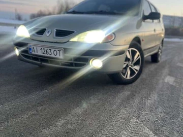 Авто Renault Megane 2000 № 8453333