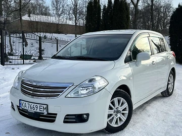 Авто Nissan Tiida 2010 № 8453465