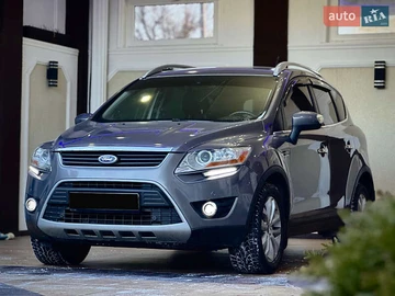 Авто Ford Kuga 2013 № 8453541