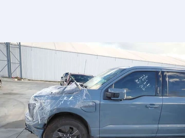 Авто Ford F-150 2022 № 8453640