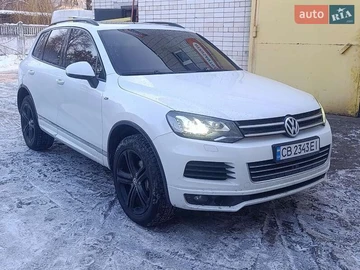 Авто Volkswagen Touareg 2012 № 8454221