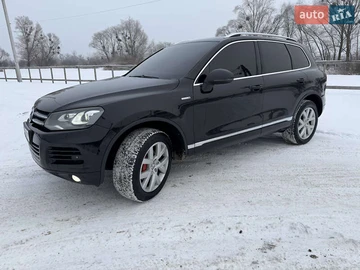 Авто Volkswagen Touareg 2013 № 8454309