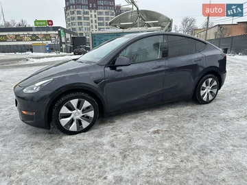 Авто Tesla Model Y 2024 № 8454362