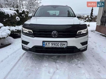 Авто Volkswagen Tiguan 2019 № 8454376