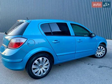 Авто Opel Astra 2004 № 8454573