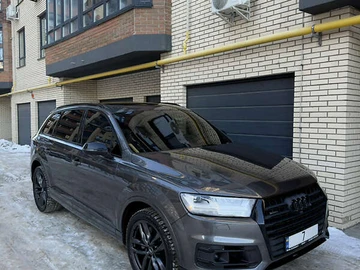 Авто Audi Q7 2018 № 8454836