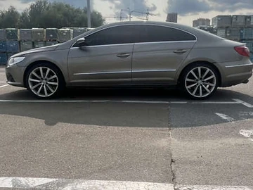 Авто Volkswagen Passat 2010 № 8455503