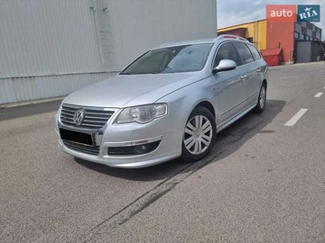 Авто Volkswagen Passat 2010 № 8455507