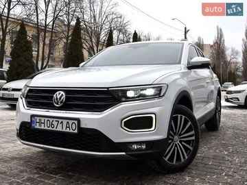 Авто Volkswagen T-Roc 2019 № 8456035