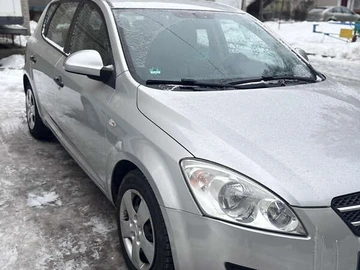Авто KIA Ceed 2007 № 8456273