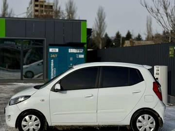 Авто Hyundai I10 2011 № 8456348