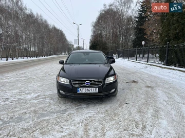 Авто Volvo V70 2014 № 8456473