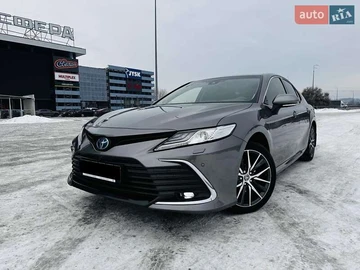 Авто Toyota Camry 2023 № 8456699
