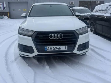 Авто Audi Q7 2017 № 8457421