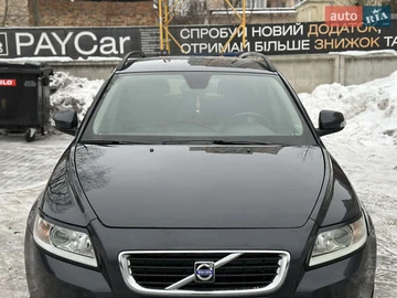 Авто Volvo V50 2010 № 8457700
