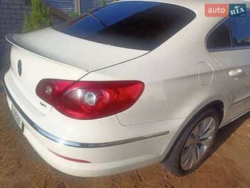 Авто Volkswagen Passat 2011 № 8457819