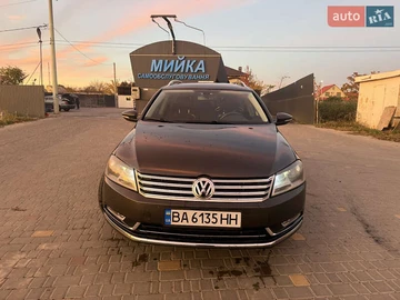 Авто Volkswagen Passat 2012 № 8457899