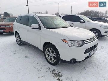 Авто Mitsubishi Outlander 2013 № 8457959
