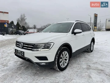 Авто Volkswagen Tiguan 2018 № 8458029