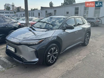 Авто Toyota Bz4X 2022 № 8458103