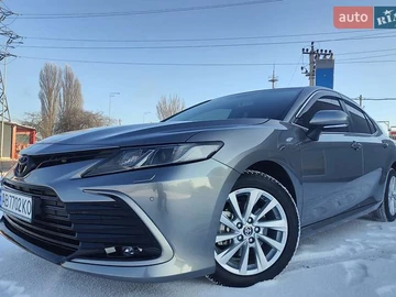 Авто Toyota Camry 2023 № 8458111