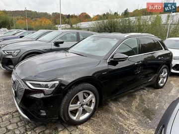 Авто Audi E-Tron 2022 № 8458145