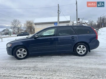 Авто Volvo V50 2011 № 8458463