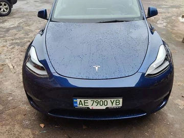 Авто Tesla Model Y 2023 № 8458548