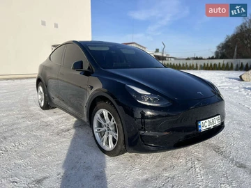 Авто Tesla Model Y 2023 № 8458549